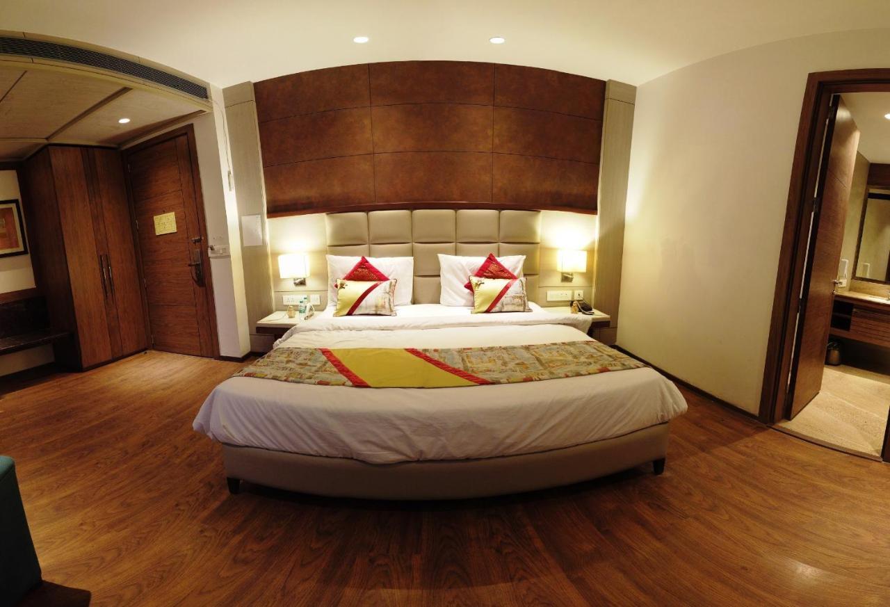 Lemonwood Suites By F9 Hotels - Trivoli Garden Chhatarpur New Delhi Ngoại thất bức ảnh