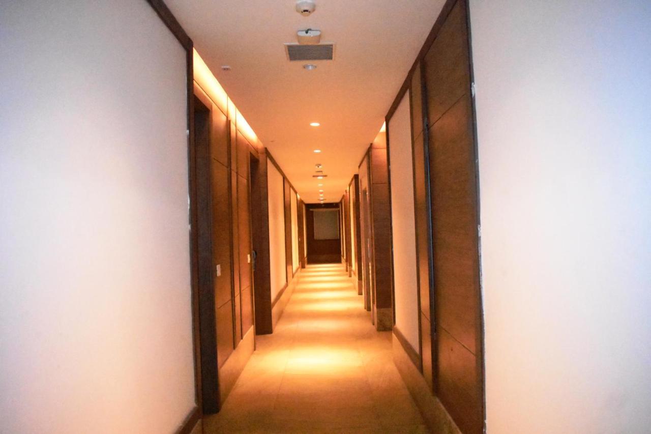 Lemonwood Suites By F9 Hotels - Trivoli Garden Chhatarpur New Delhi Ngoại thất bức ảnh