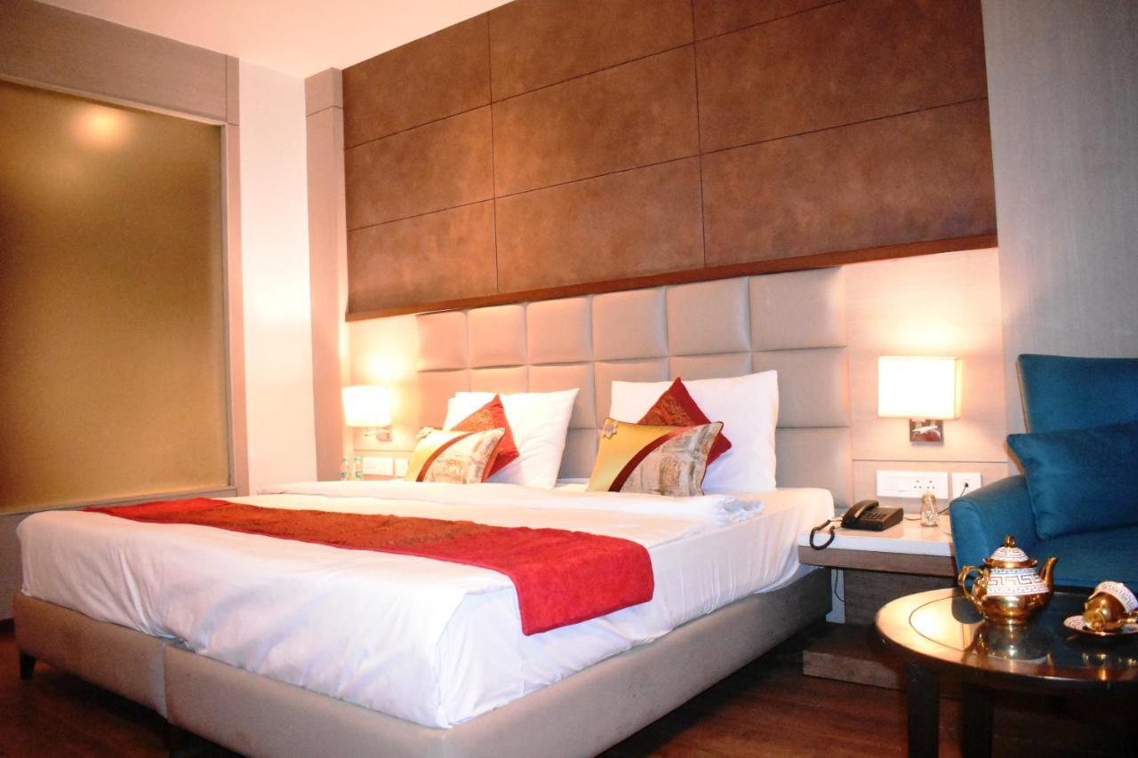 Lemonwood Suites By F9 Hotels - Trivoli Garden Chhatarpur New Delhi Ngoại thất bức ảnh