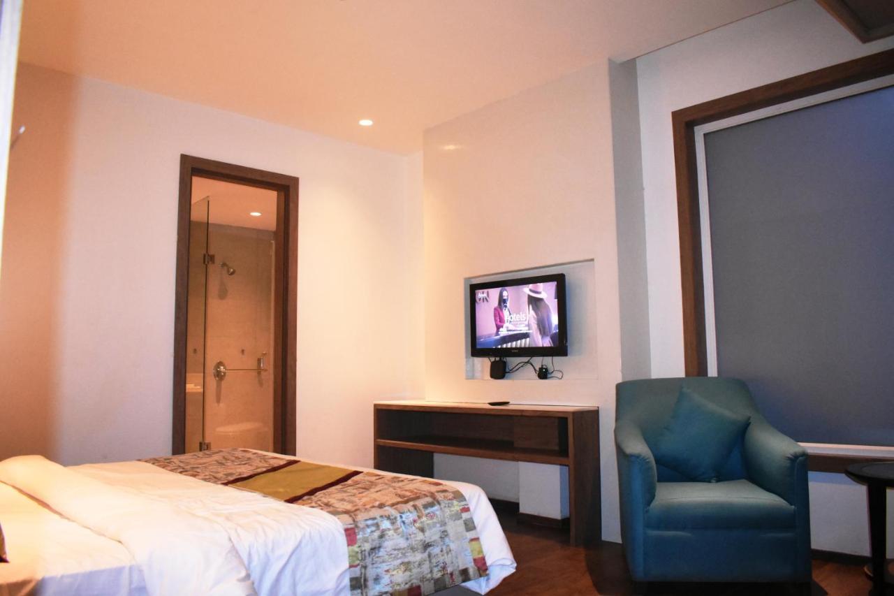 Lemonwood Suites By F9 Hotels - Trivoli Garden Chhatarpur New Delhi Ngoại thất bức ảnh