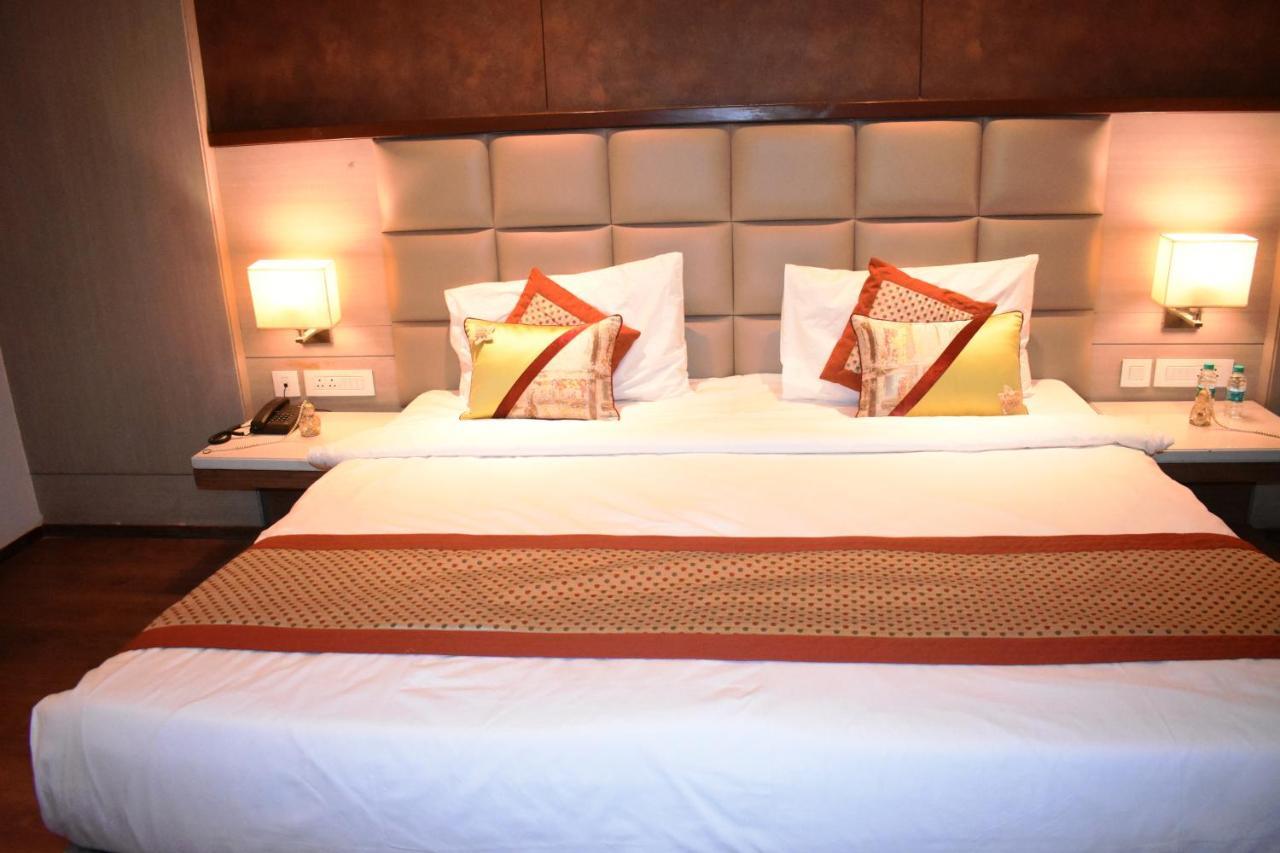 Lemonwood Suites By F9 Hotels - Trivoli Garden Chhatarpur New Delhi Ngoại thất bức ảnh