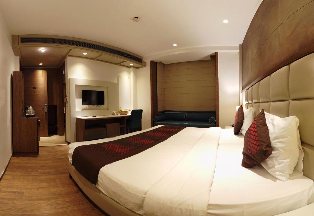 Lemonwood Suites By F9 Hotels - Trivoli Garden Chhatarpur New Delhi Ngoại thất bức ảnh
