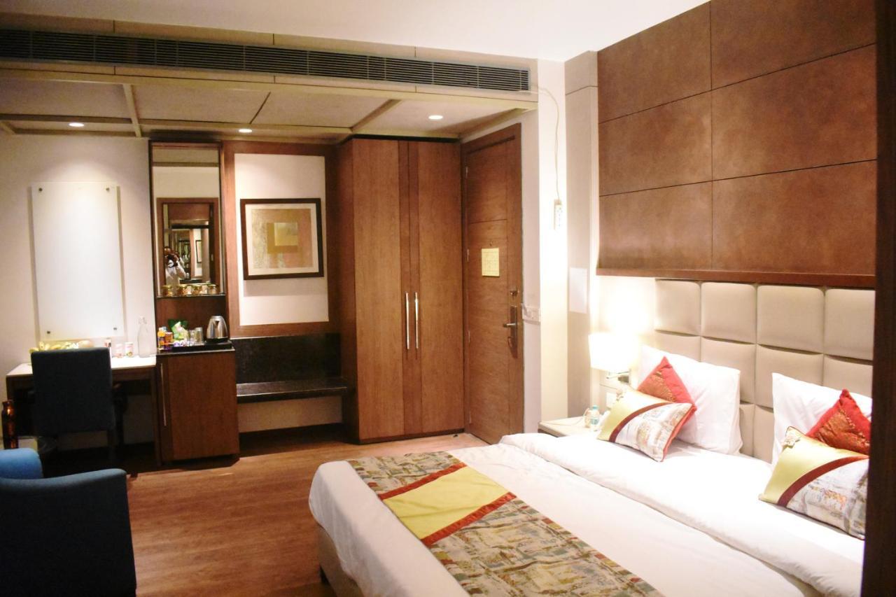 Lemonwood Suites By F9 Hotels - Trivoli Garden Chhatarpur New Delhi Ngoại thất bức ảnh