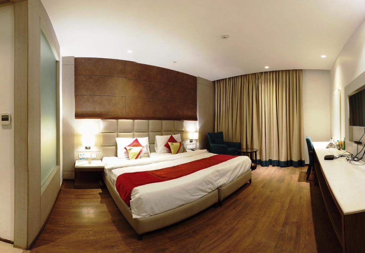 Lemonwood Suites By F9 Hotels - Trivoli Garden Chhatarpur New Delhi Ngoại thất bức ảnh