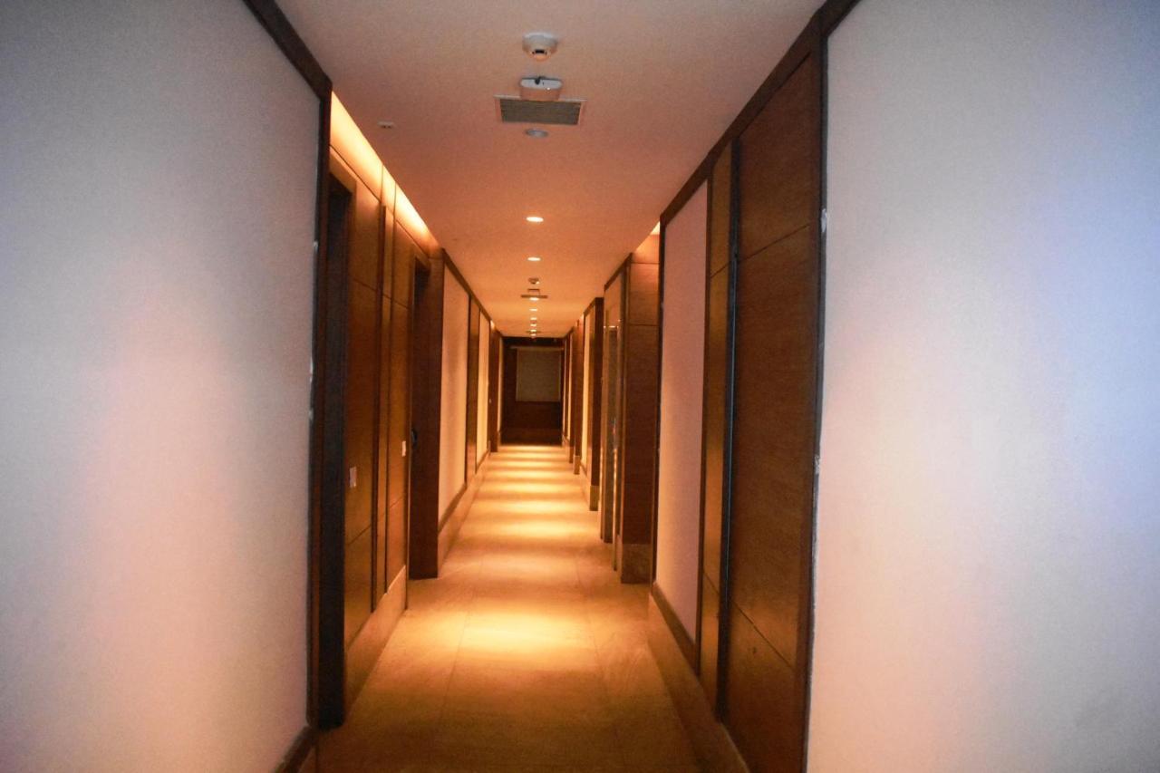 Lemonwood Suites By F9 Hotels - Trivoli Garden Chhatarpur New Delhi Ngoại thất bức ảnh