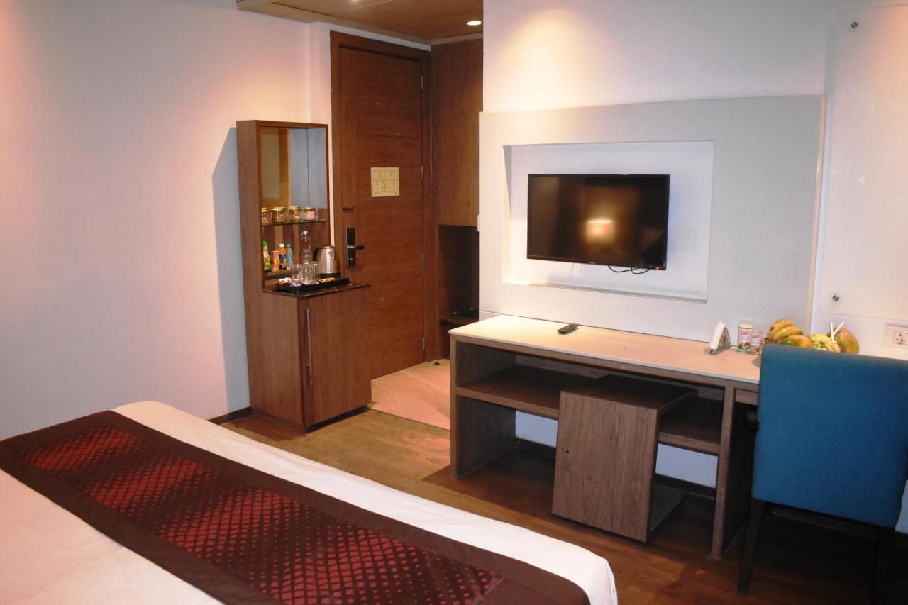 Lemonwood Suites By F9 Hotels - Trivoli Garden Chhatarpur New Delhi Ngoại thất bức ảnh