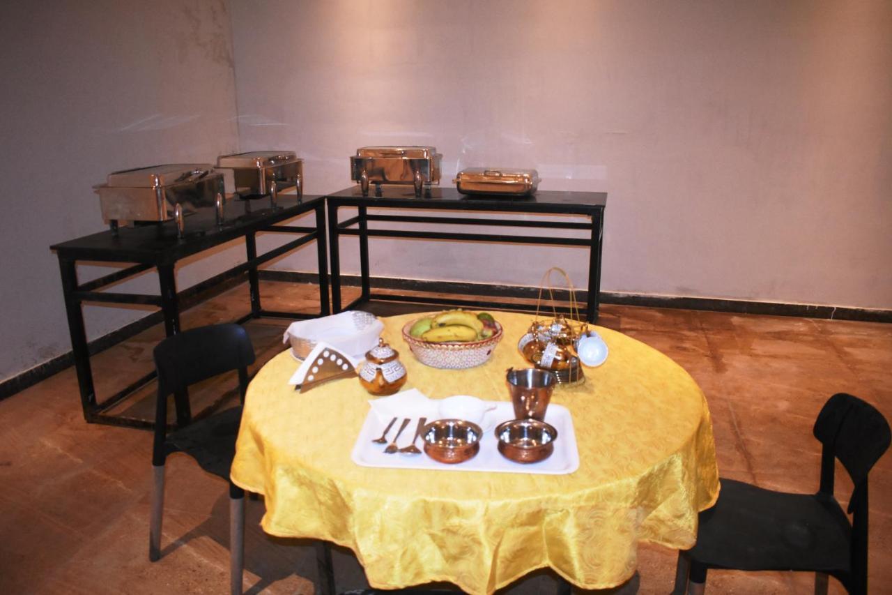 Lemonwood Suites By F9 Hotels - Trivoli Garden Chhatarpur New Delhi Ngoại thất bức ảnh